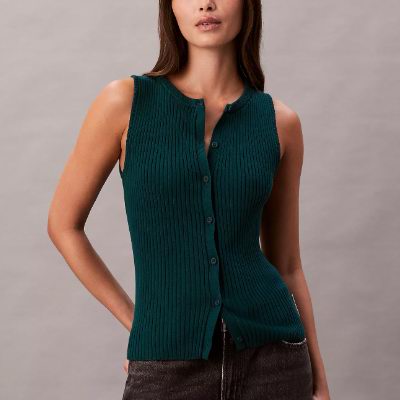 Bug超级白菜升级!Calvin Klein全场2折起+额外7折+再减!抢封面款上衣文胸.99、经典泡芙防寒服.58!