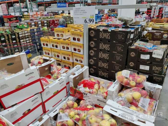 独家!【加东版】Costco店内实拍,有效期至11月9日!冷冻白虾.99、NBA卫衣.99、春节夜灯摆件.99、电火锅.99、保鲜盒.99、鲭鱼减、葡萄籽油.99、Roland电钢琴9.99!