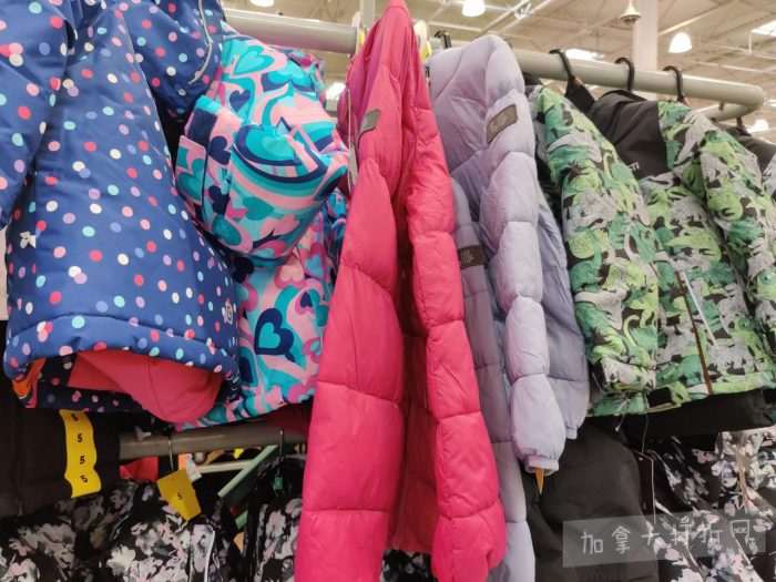 独家!【加东版】Costco店内实拍,有效期至11月9日!冷冻白虾.99、NBA卫衣.99、春节夜灯摆件.99、电火锅.99、保鲜盒.99、鲭鱼减、葡萄籽油.99、Roland电钢琴9.99!