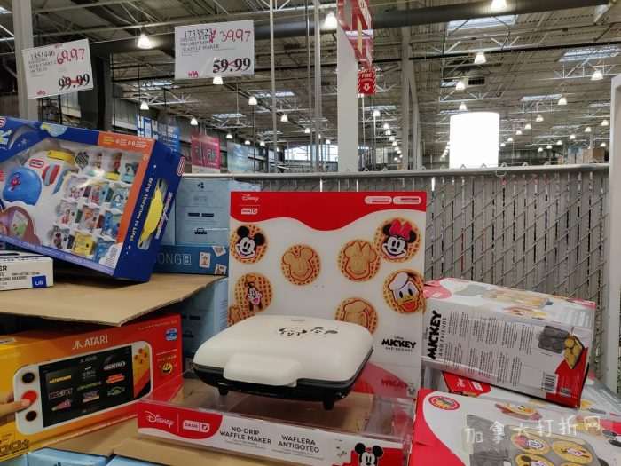 独家!【加东版】Costco店内实拍,有效期至11月9日!冷冻白虾.99、NBA卫衣.99、春节夜灯摆件.99、电火锅.99、保鲜盒.99、鲭鱼减、葡萄籽油.99、Roland电钢琴9.99!