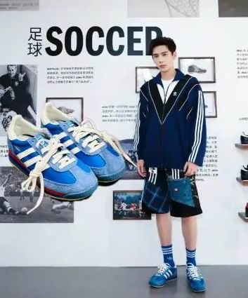 Adidas 儿童服饰、运动鞋3折起:运动鞋 26加元、Gazelle运动鞋48加元!大童成人可穿
