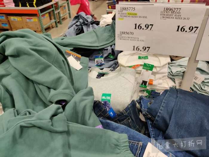 独家!【加东版】Costco店内实拍,有效期至11月16日!烟熏三文鱼.99、防水雪地靴.97、麻将.97、戴森洗地机9.99、鲜虾减、瑞士莲巧克力.99、胶原蛋白片.99!