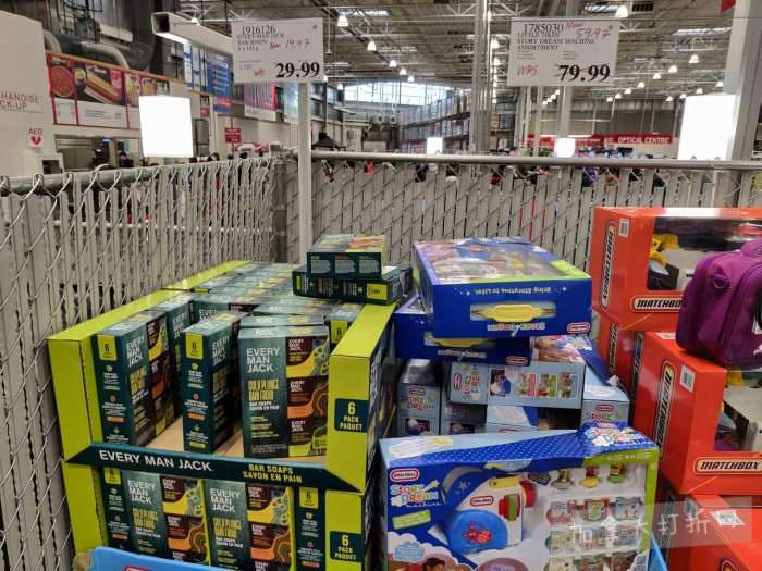 独家!【加东版】Costco店内实拍,有效期至11月16日!烟熏三文鱼.99、防水雪地靴.97、麻将.97、戴森洗地机9.99、鲜虾减、瑞士莲巧克力.99、胶原蛋白片.99!