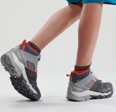 Decathlon迪卡侬精选户外用品、服饰、雪地靴5折起!针织帽、抓绒夹克、羽绒背心!