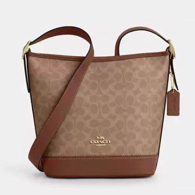 年度神价!Coach Outlet黑五大促,精选时尚美包3折起+额外7.5折!手拿包.75、挎包.75、相机包、背包3.75!