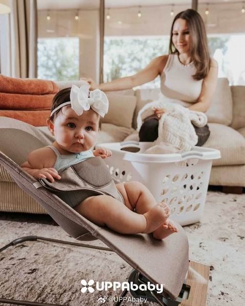 婴儿车的劳斯莱斯!UPPAbaby 婴儿用品7.1折起:婴儿推车39.99 、 2合1摇椅3.99 、婴儿床9.99、智能摇椅9.99