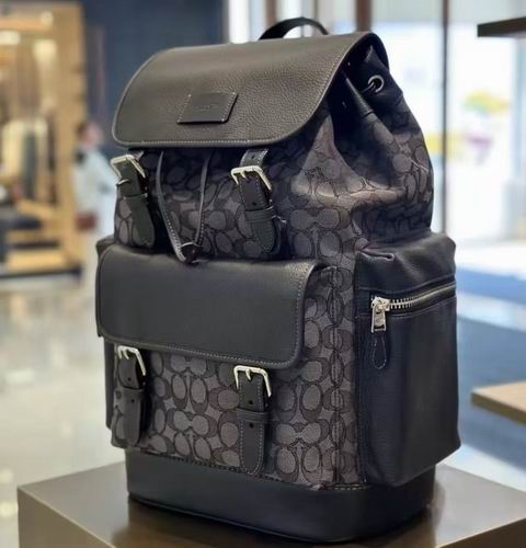Coach 奥莱 精选男式服饰、双肩包3折起！斜挎包 129加元、单肩包 169加元