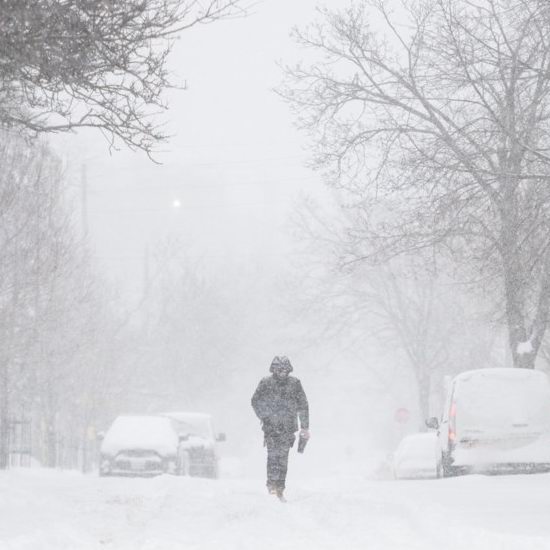 北极寒潮来袭！多伦多迎来今冬最冷一周，体感温度直逼 -18°C！