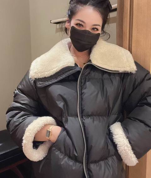 Coach奥莱女式羽绒服5折+额外8折,折后低至 196加元