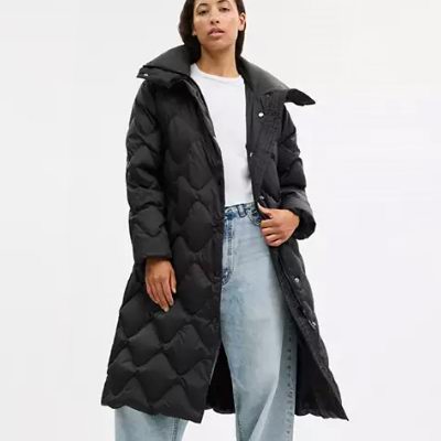 Coach Outlet大促,精选时尚美包、服饰、鞋靴2.5折起+部分款额外8折!入迷你链条包、托特包9、运动鞋、C字项链!