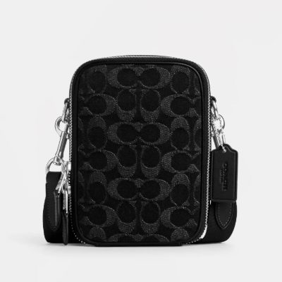 Coach Outlet大促,精选时尚美包、服饰、鞋靴2.5折起+部分款额外8折!入迷你链条包、托特包9、运动鞋、C字项链!