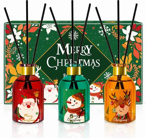  SCENTORINI 圣诞雪松/苹果肉桂/柠檬汽水香薰藤条礼盒装 16.99加元（原价 26.99加元）