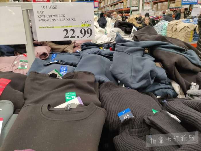 独家！【加东版】Costco店内实拍，有效期至12月21日！iPhone16月供、大龙虾减、阿迪鞋.99、蝴蝶虾.99、电火锅.99、折叠桌.99、折叠椅.99、化妆镜.99！