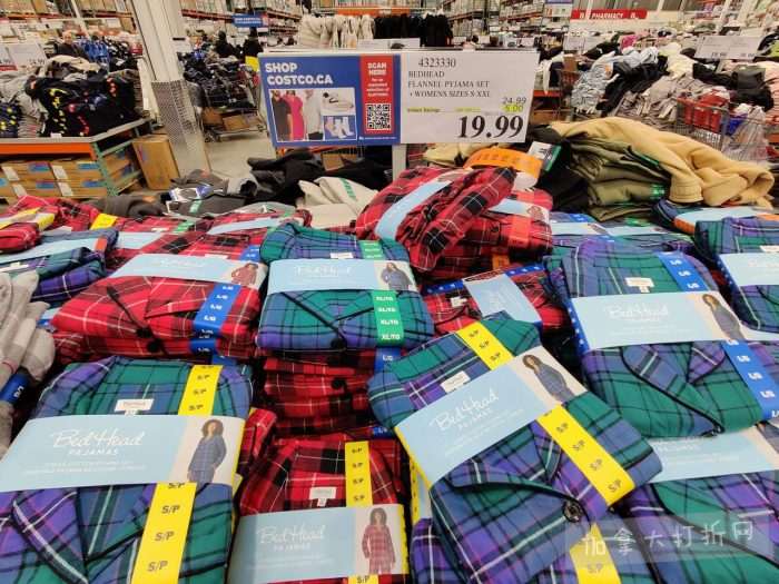 独家！【加东版】Costco店内实拍，有效期至12月21日！iPhone16月供、大龙虾减、阿迪鞋.99、蝴蝶虾.99、电火锅.99、折叠桌.99、折叠椅.99、化妆镜.99！