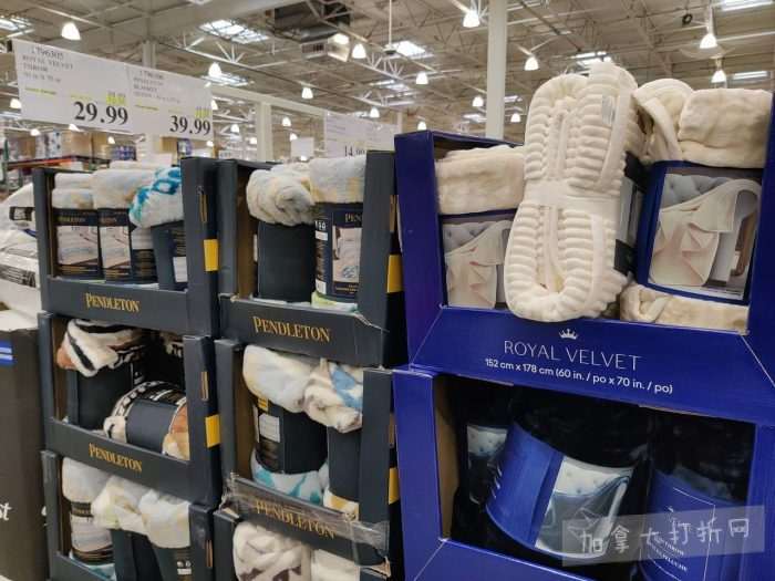 独家！【加东版】Costco店内实拍，有效期至12月21日！iPhone16月供、大龙虾减、阿迪鞋.99、蝴蝶虾.99、电火锅.99、折叠桌.99、折叠椅.99、化妆镜.99！