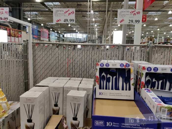 独家！【加东版】Costco店内实拍，有效期至12月21日！iPhone16月供、大龙虾减、阿迪鞋.99、蝴蝶虾.99、电火锅.99、折叠桌.99、折叠椅.99、化妆镜.99！