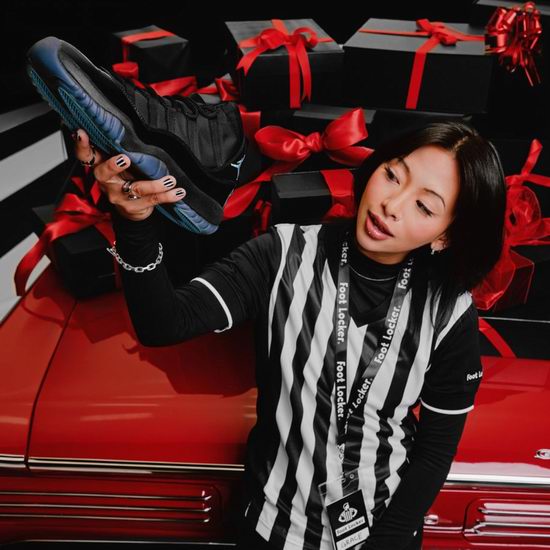 白菜价!Foot Locker服饰、鞋靴等2.7折起+额外8折!adidas T恤$7.99、Vans 板鞋$15.99、NB运动鞋$54、Salomon 运动鞋$ 70 、Nike运动鞋$52