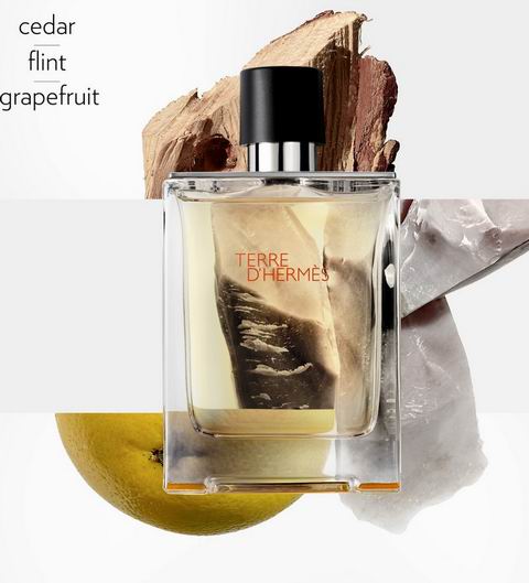 Sephora 丝芙兰香水8折:Miu Miu 草莓香草淡香水2、TOM FORD清新柑橘果香香水8、HERMÈS 爱马仕大地淡香水0.4