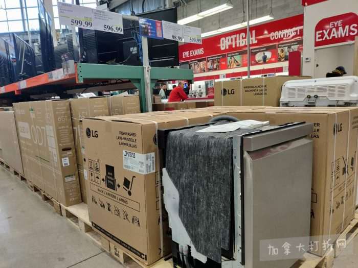 独家！【加东版】Costco店内实拍，有效期至1月4日！iPhone 17零月供、火锅牛肉.49、印尼对虾.99、滑雪橇.99、毛毛夹克.97、垃圾桶.99、蛋白粉.99、Queen床垫9.99！