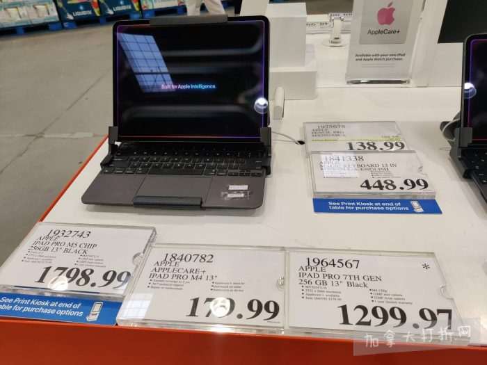 独家！【加东版】Costco店内实拍，有效期至1月4日！iPhone 17零月供、火锅牛肉.49、印尼对虾.99、滑雪橇.99、毛毛夹克.97、垃圾桶.99、蛋白粉.99、Queen床垫9.99！