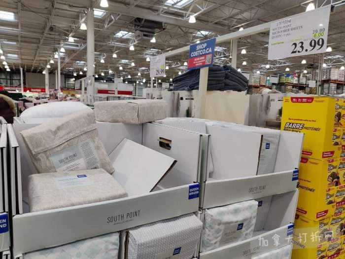 独家！【加东版】Costco店内实拍，有效期至1月4日！iPhone 17零月供、火锅牛肉.49、印尼对虾.99、滑雪橇.99、毛毛夹克.97、垃圾桶.99、蛋白粉.99、Queen床垫9.99！