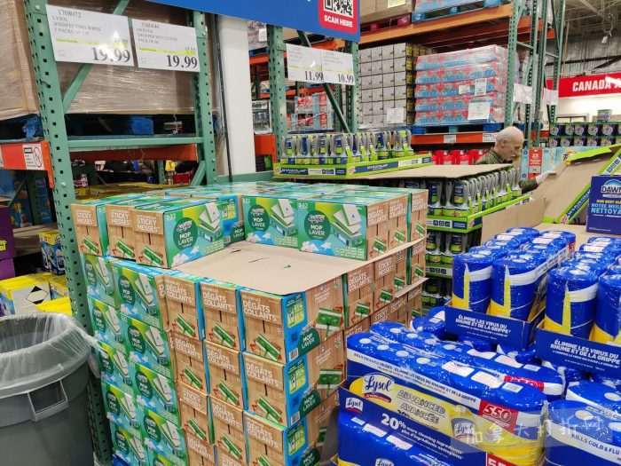 独家！【加东版】Costco店内实拍，有效期至1月4日！iPhone 17零月供、火锅牛肉.49、印尼对虾.99、滑雪橇.99、毛毛夹克.97、垃圾桶.99、蛋白粉.99、Queen床垫9.99！