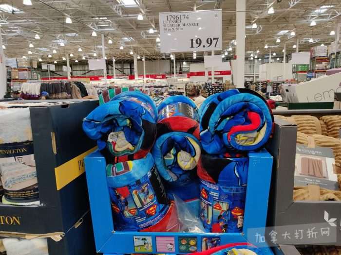 独家！【加东版】Costco店内实拍，有效期至1月4日！iPhone 17零月供、火锅牛肉.49、印尼对虾.99、滑雪橇.99、毛毛夹克.97、垃圾桶.99、蛋白粉.99、Queen床垫9.99！