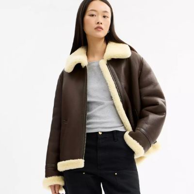 全场白菜！Coach Outlet新年大促，精选手袋、服饰、鞋靴等2.1-3折清仓！抢手拿包、迷你链条包、挎包、羊毛围巾、运动鞋！
