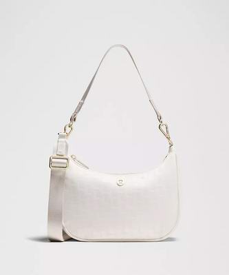 lululemon季末大促，精选时尚运动服饰3折起！入瑜伽垫、羽绒服、腋下包、托特包！