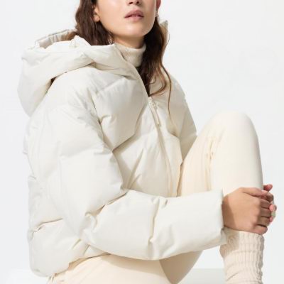 Uniqlo优衣库官网大促，精选服饰3折起！抢泡泡玛特卫衣.9、羽绒服.9、防寒服.9、围巾.9！