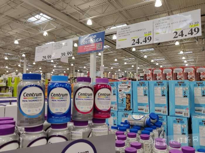 独家！【加东版】Costco店内实拍，有效期至1月11日！善存片.49、大西洋三文鱼.99、维C冲剂.49、迎财爆竹.99、雅顿眼霜.99、乐高行李箱.97、水果果泥.99、橄榄油.99！