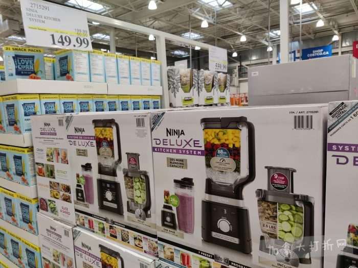 独家！【加东版】Costco店内实拍，有效期至1月11日！善存片.49、大西洋三文鱼.99、维C冲剂.49、迎财爆竹.99、雅顿眼霜.99、乐高行李箱.97、水果果泥.99、橄榄油.99！