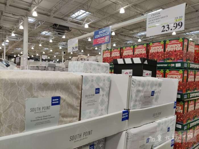 独家！【加东版】Costco店内实拍，有效期至1月11日！善存片.49、大西洋三文鱼.99、维C冲剂.49、迎财爆竹.99、雅顿眼霜.99、乐高行李箱.97、水果果泥.99、橄榄油.99！