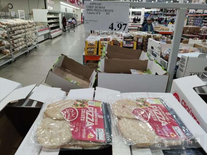 独家！【加东版】Costco店内实拍，有效期至1月11日！善存片.49、大西洋三文鱼.99、维C冲剂.49、迎财爆竹.99、雅顿眼霜.99、乐高行李箱.97、水果果泥.99、橄榄油.99！