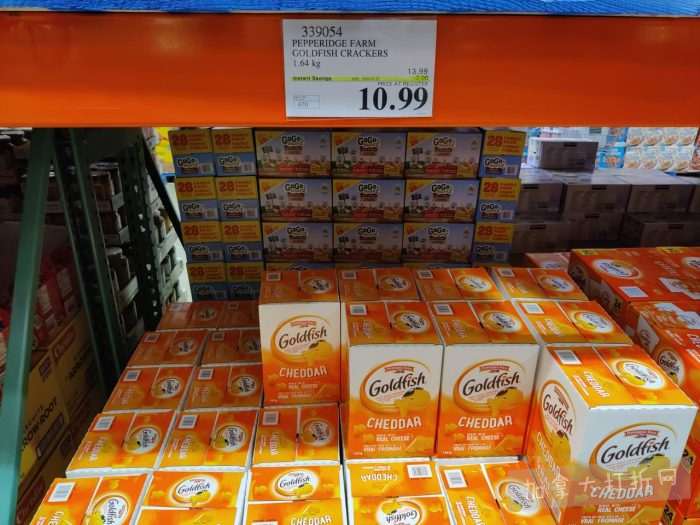 独家！【加东版】Costco店内实拍，有效期至1月11日！善存片.49、大西洋三文鱼.99、维C冲剂.49、迎财爆竹.99、雅顿眼霜.99、乐高行李箱.97、水果果泥.99、橄榄油.99！