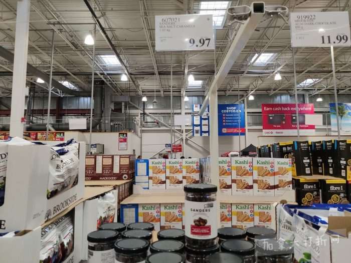 独家！【加东版】Costco店内实拍，有效期至1月11日！善存片.49、大西洋三文鱼.99、维C冲剂.49、迎财爆竹.99、雅顿眼霜.99、乐高行李箱.97、水果果泥.99、橄榄油.99！