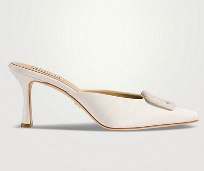 新款加入!Holt Renfrew年终大促2.9折起:SKIMS T恤、NIKE 运动鞋、SELF-PORTRAIT刺绣中长连衣裙0、BURBERRY 格子羊毛开衫 8