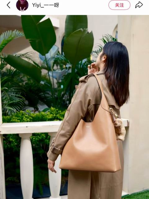 Coach官网精选美包、服饰、鞋靴、配饰5折起!入明星同款