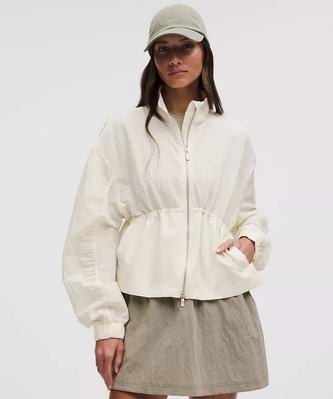 lululemon季末大促，精选时尚运动服饰3折起！入瑜伽垫、羽绒服、腋下包、托特包！