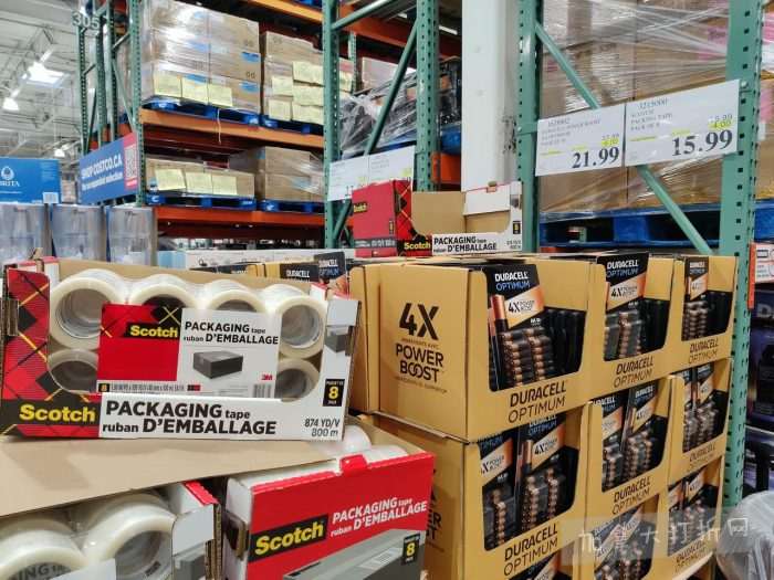 独家！【加东版】Costco店内实拍，有效期至1月18日！阿迪毛夹克.99、Bench马甲.99、红鲑鱼减、老豆腐.99、照烧鸡饭.99、巧克力奶.99、益生菌软糖.99、卫生巾.49！