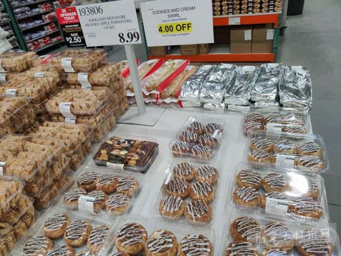 独家！【加东版】Costco店内实拍，有效期至1月18日！阿迪毛夹克.99、Bench马甲.99、红鲑鱼减、老豆腐.99、照烧鸡饭.99、巧克力奶.99、益生菌软糖.99、卫生巾.49！