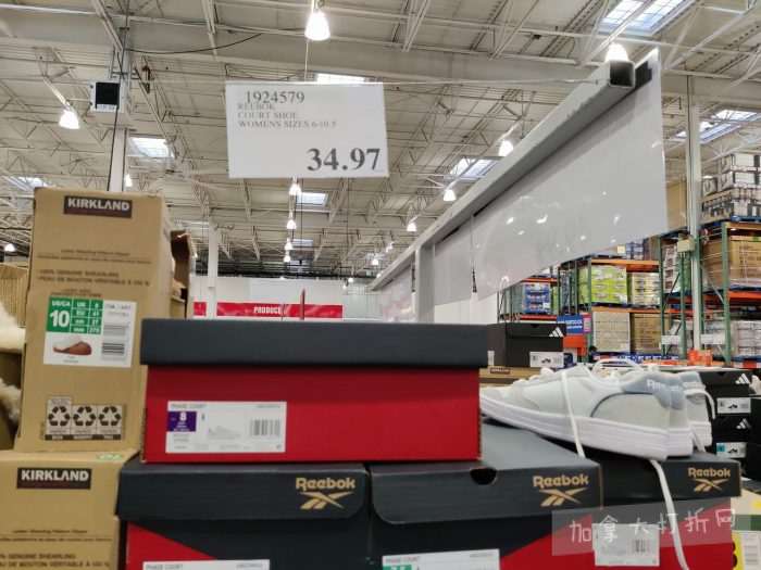 独家！【加东版】Costco店内实拍，有效期至1月18日！阿迪毛夹克.99、Bench马甲.99、红鲑鱼减、老豆腐.99、照烧鸡饭.99、巧克力奶.99、益生菌软糖.99、卫生巾.49！