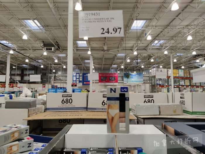 独家！【加东版】Costco店内实拍，有效期至1月18日！阿迪毛夹克.99、Bench马甲.99、红鲑鱼减、老豆腐.99、照烧鸡饭.99、巧克力奶.99、益生菌软糖.99、卫生巾.49！