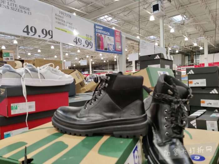 独家！【加东版】Costco店内实拍，有效期至1月18日！阿迪毛夹克.99、Bench马甲.99、红鲑鱼减、老豆腐.99、照烧鸡饭.99、巧克力奶.99、益生菌软糖.99、卫生巾.49！