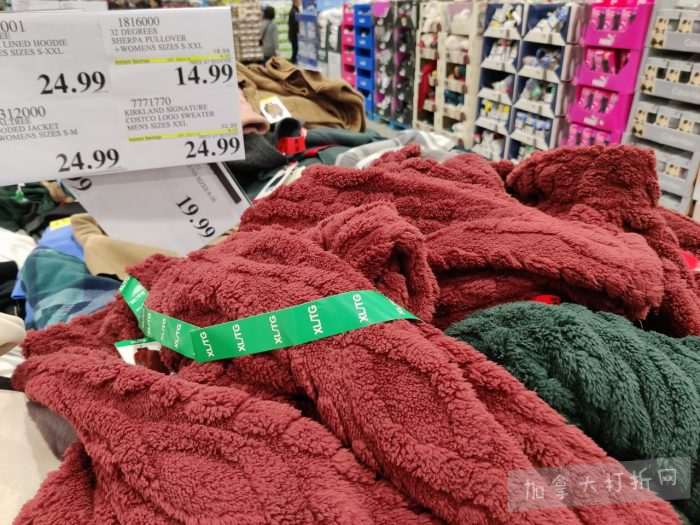 独家！【加东版】Costco店内实拍，有效期至1月18日！阿迪毛夹克.99、Bench马甲.99、红鲑鱼减、老豆腐.99、照烧鸡饭.99、巧克力奶.99、益生菌软糖.99、卫生巾.49！