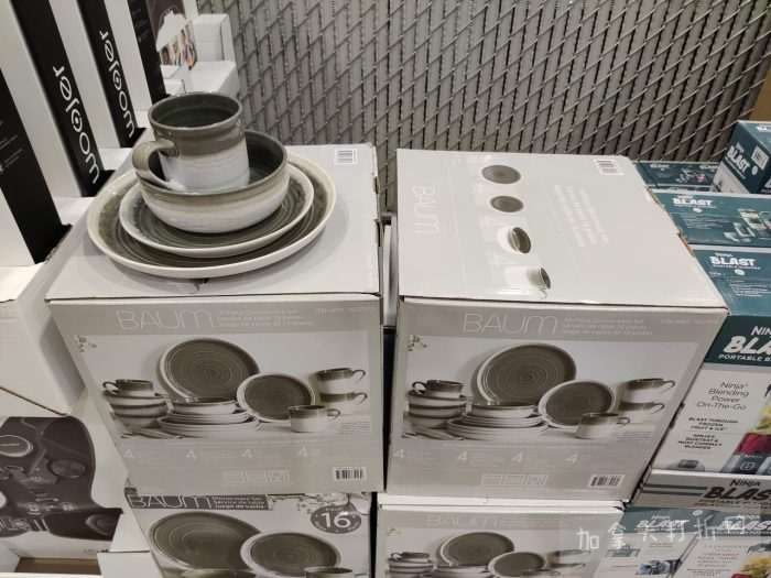 独家！【加东版】Costco店内实拍，有效期至1月18日！阿迪毛夹克.99、Bench马甲.99、红鲑鱼减、老豆腐.99、照烧鸡饭.99、巧克力奶.99、益生菌软糖.99、卫生巾.49！