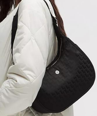 lululemon季末大促，精选时尚运动服饰3折起！入瑜伽垫、羽绒服、腋下包、托特包！