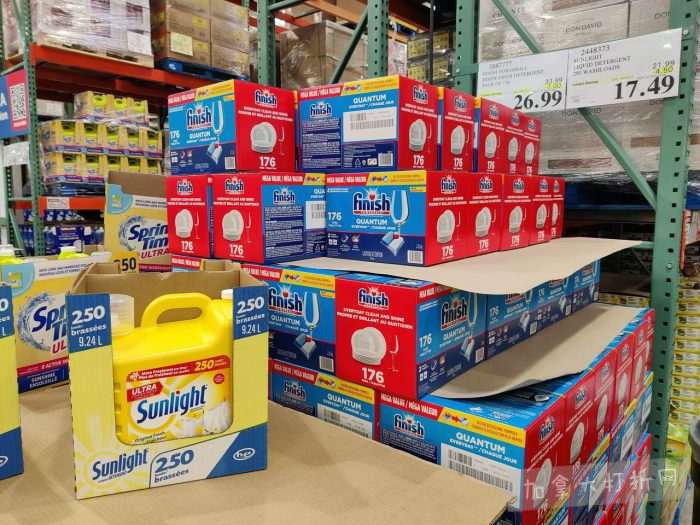 独家！【加东版】Costco店内实拍，有效期至1月25日！美的豆浆机.99、虎头衫.99、冰酒.99、雪肌精保湿.99、空气炸锅.99、吸顶灯.99、大白兔奶糖.99、蘑菇干.99！