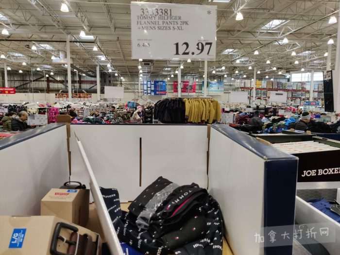 独家！【加东版】Costco店内实拍，有效期至1月25日！美的豆浆机.99、虎头衫.99、冰酒.99、雪肌精保湿.99、空气炸锅.99、吸顶灯.99、大白兔奶糖.99、蘑菇干.99！