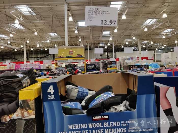 独家！【加东版】Costco店内实拍，有效期至1月25日！美的豆浆机.99、虎头衫.99、冰酒.99、雪肌精保湿.99、空气炸锅.99、吸顶灯.99、大白兔奶糖.99、蘑菇干.99！